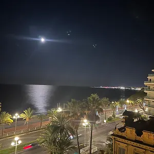 Sea View - Promenade Des 1 Bdr Apartment